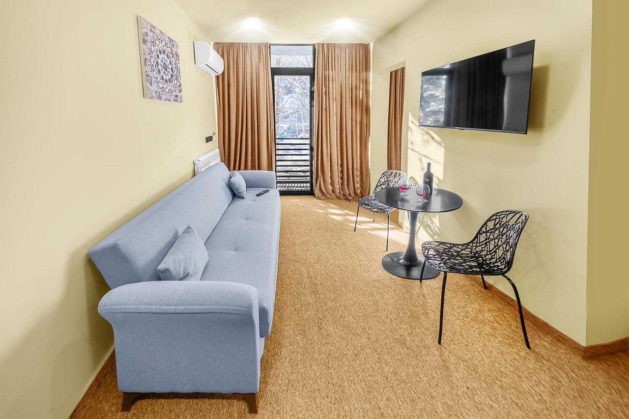 Lalo Hotel Abastumani Eksteriør bilde